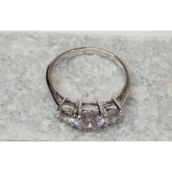 Avon RJ Graziano Past Present Future Cubic Zirconia CZ Silver Tone Ring Size 9.2 - Picture 3 of 5